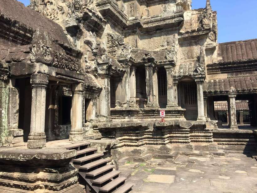 Angkor Wat, Small Circuit Private Tour with Banteay Srei - Ta Prohm, roots over stone