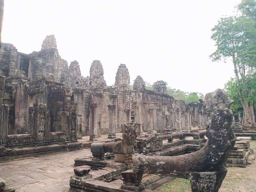 Angkor Wat, Small Circuit Private Tour with Banteay Srei - Banteay Srei and the finest small-scale carvings