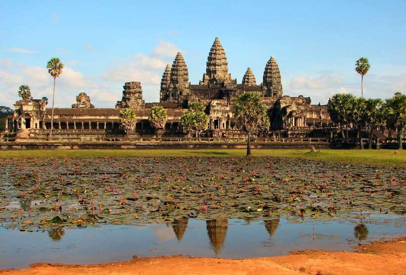Angkor Wat: Small-Group Tour with Balloon Ride and Lunch - Bayon’s Stone Faces