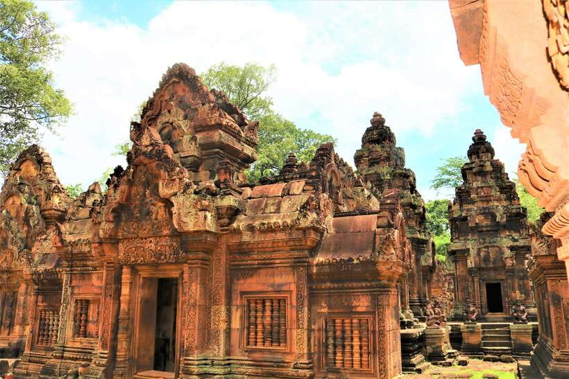 Angkor Wat: Sunrise 2.5 Days Temples & Tonle Sap-Small Group - Angkor Thom brings royal scale and stone faces