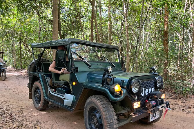 Angkor Wat Sunrise and Market Tour by Jeep - Pre Rup and the shape of an Angkor temple