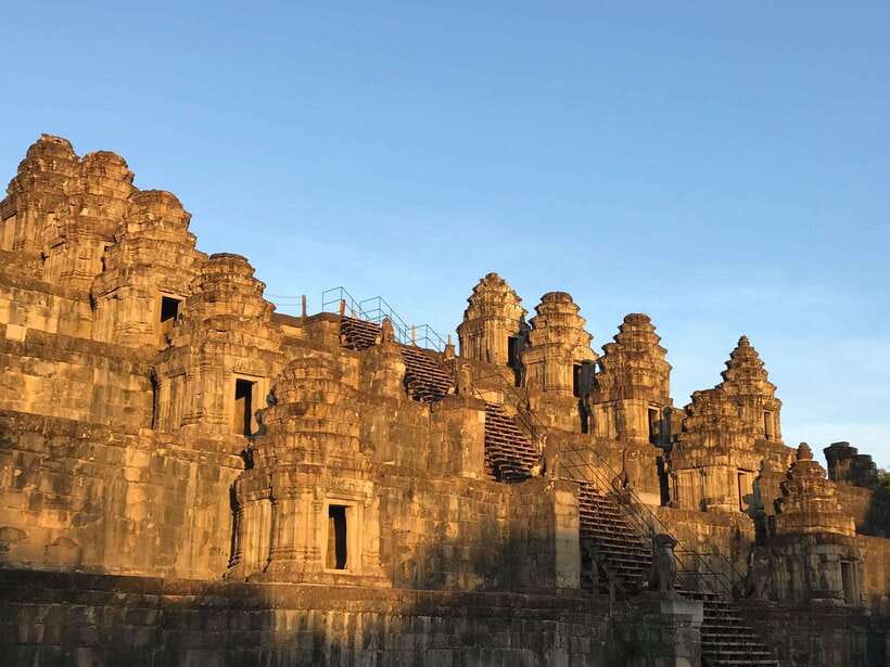 Angkor Wat Sunrise by Vintage Jeep – Private Tour - Should you book it?