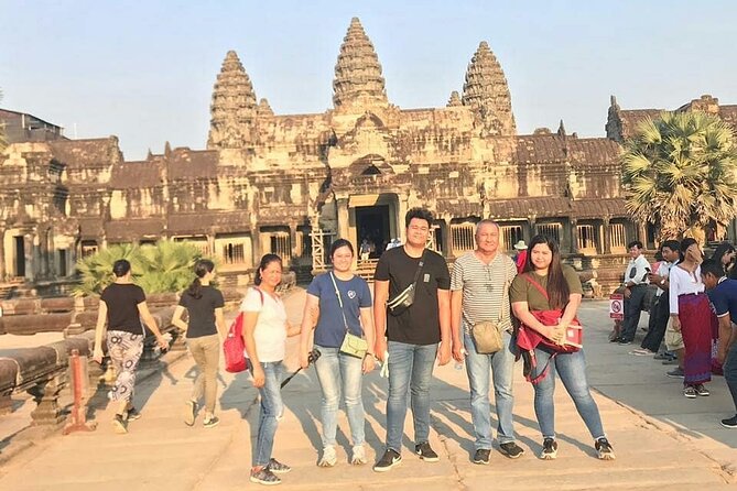 Angkor Wat Sunrise & Highlight The Most Iconic Temple - Ta Prohm and the power of the jungle ruins