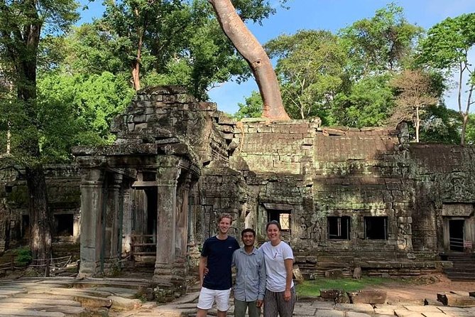 Angkor Wat: Sunrise or Sunset Tours with Tuk Tuk - Bayon, the stone faces of Angkor Thom