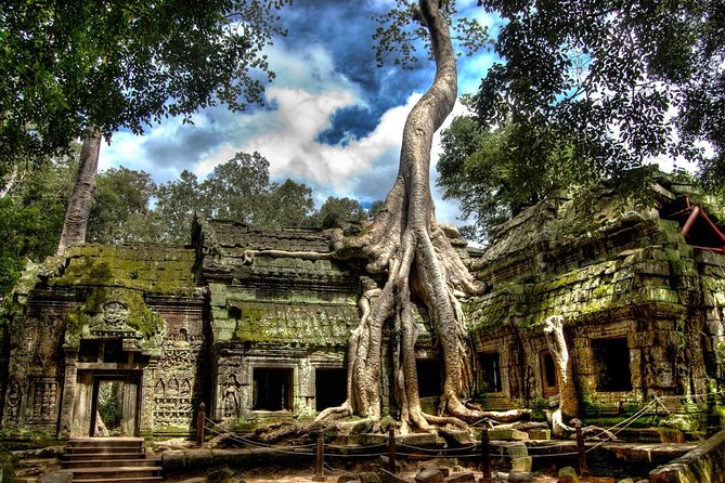 Angkor Wat: Sunrise or Sunset Tours with Tuk Tuk - Sunrise or sunset: choosing the right version