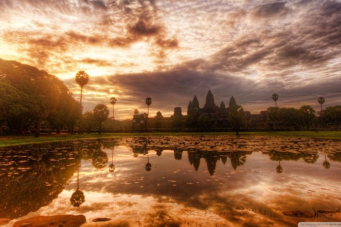 Angkor Wat Sunrise Private Experience with Guide from Siem Reap - What the private guide adds