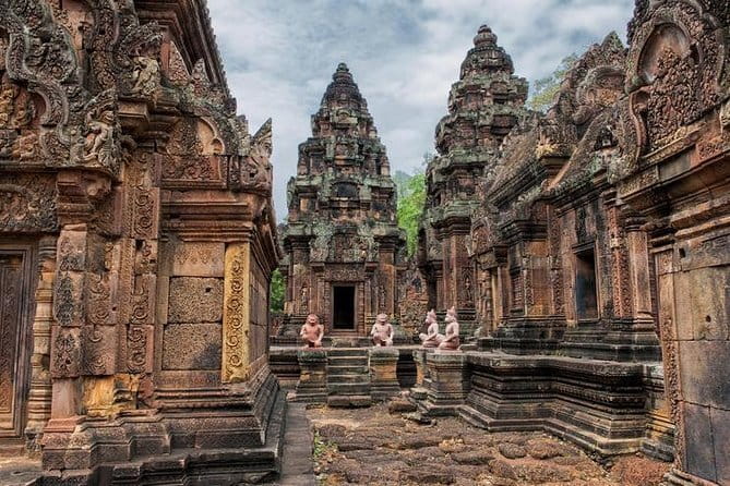 Angkor Wat Sunrise Small-Group 1-Day Tour from Siem Reap - Ta Prohm and the drama of tree roots