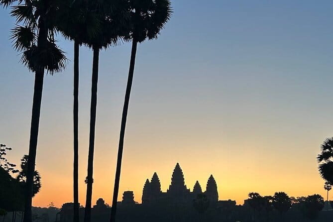 Angkor Wat Sunrise Small-Group 1-Day Tour from Siem Reap - Angkor Wat before breakfast
