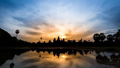 Angkor Wat: Sunrise: Ta Prohm and Bayon Temple Tour