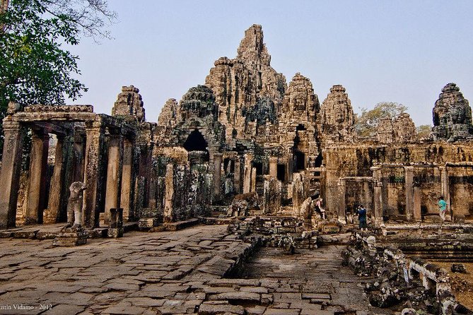 Angkor Wat Sunset Tour - Transport, guide quality, and group comfort