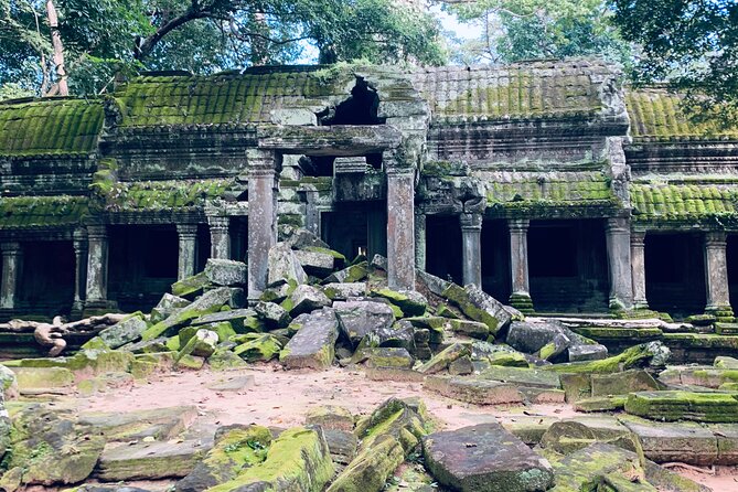 Angkor Wat Sunset TUK TUK Tour - Dress, water, and practical preparation