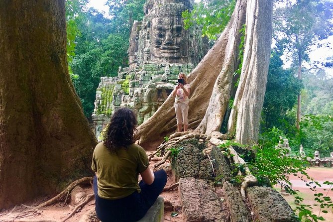 Angkor Wat, Ta Promh, Banteay Srei, Bayon temples Private Tour - Pre Rup for a late-day view