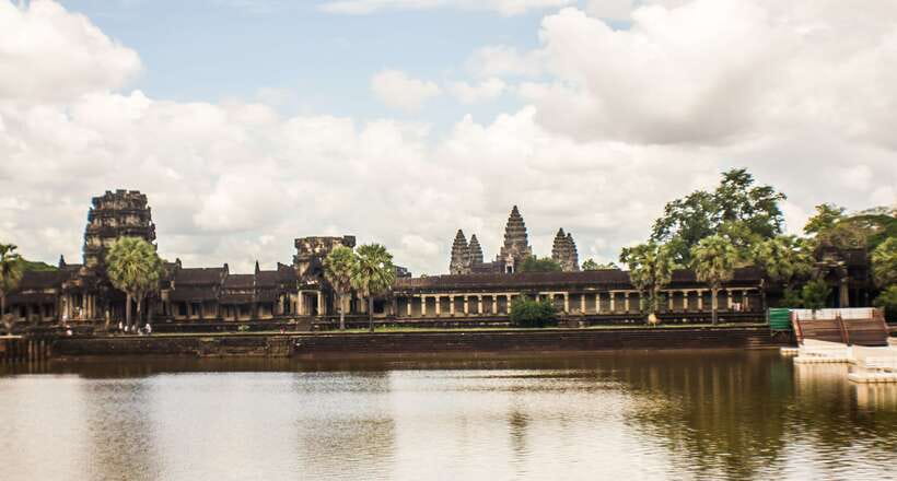 Angkor Wat: Tuk Tuk and Walking Tour - Ta Prohm’s narrow passages and tree roots