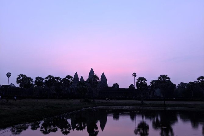 Angkor World Heritage with Sunrise - Small Group - The breakfast break outside Angkor Wat