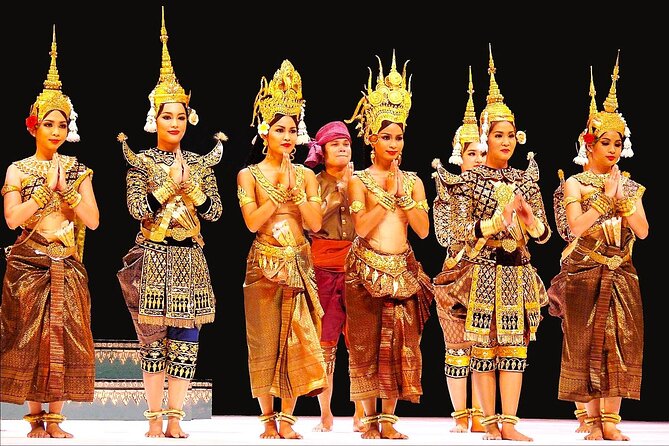 Apsara Dance Show with Dinner by Tuk-Tuk Roundtrip Transfer - The four-course Cambodian dinner