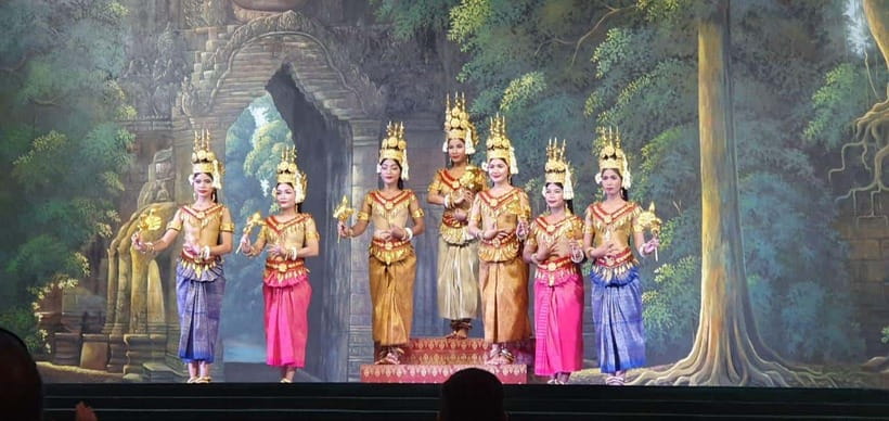 Apsara Performance with Dinner include Pick up & Drop off - Dinner Comes Before the Main Performance