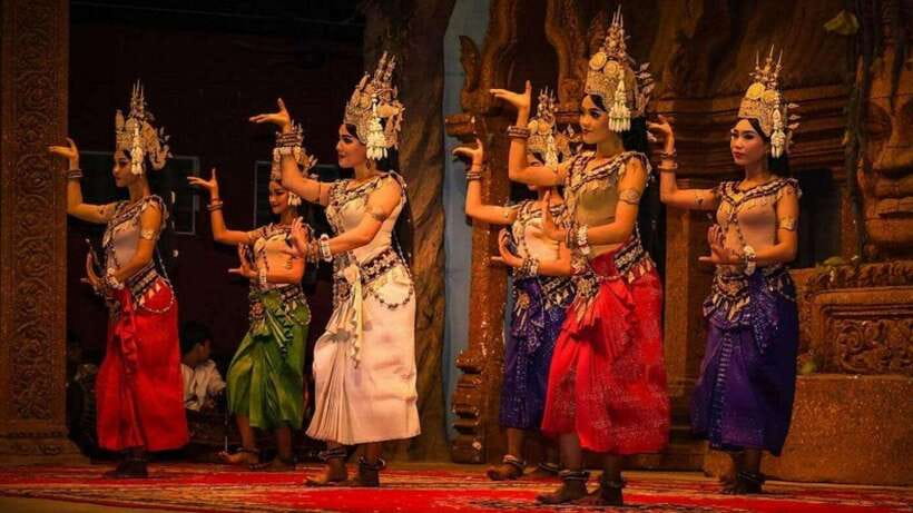 Apsara Theater Performance include dinner & Hotel pick up - Seating and the view from the hall