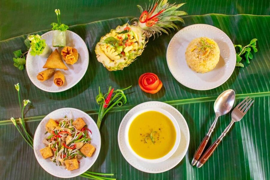Apsara Theater Performance include dinner & Hotel pick up - Who should book this performance?
