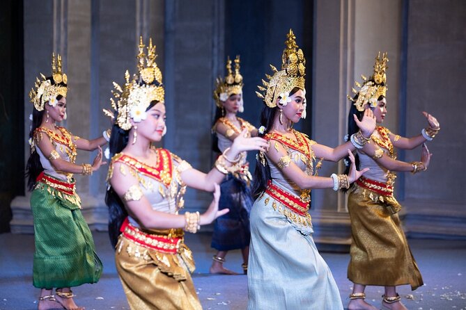 Apsara Theatre Performance include Dinner & hotel pick up - Apsara dance as an easy first look at Cambodia