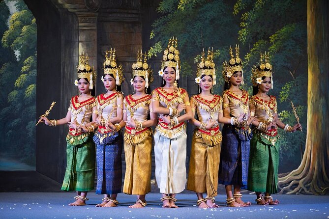 Apsara Theatre Performance include Dinner & hotel pick up - Finding a good seat for the dance