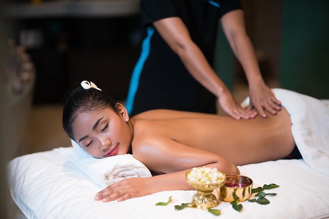 Aroma Therapy Massage, Relaxation therapeutic aromatherapy oil massages. - Treatment rooms designed for calm
