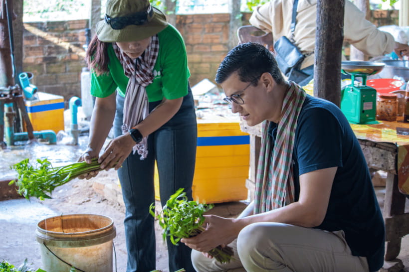 Authentic Siem Reap: Tuk Tuk Countryside and Sunset Tour - Seeing how rice becomes rice wine