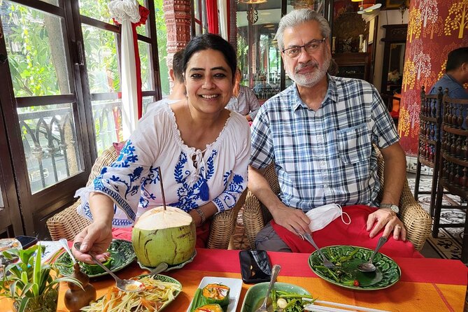 Authentic Walking Food Tour with Local Guide - Starting at the National Museum at 4:30 p.m.
