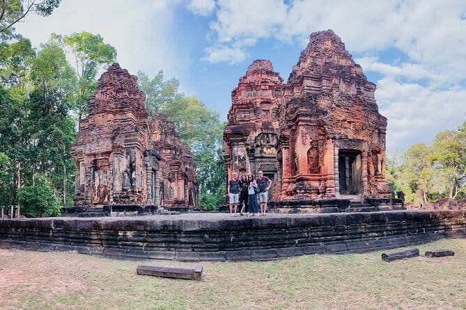 Bakong Temples & Floating Village Tour - Who will get the most from this day