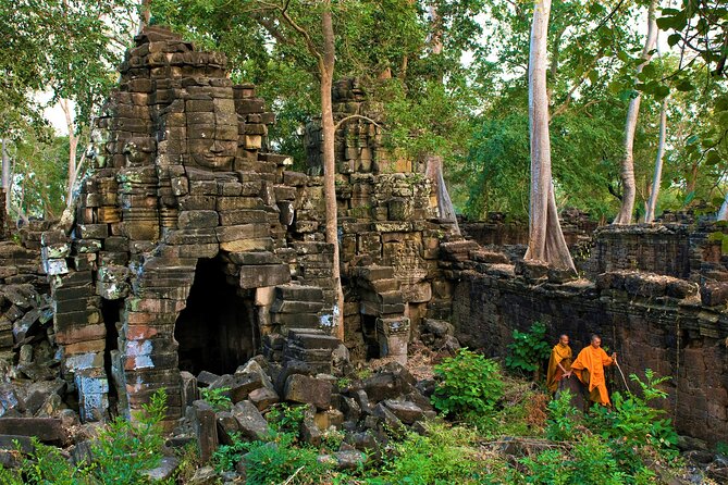 Banteay Chhmar Temple & Silk Farm Private Day Trip from Siem Reap - Banteay Toap, the Fortress Beside the Water