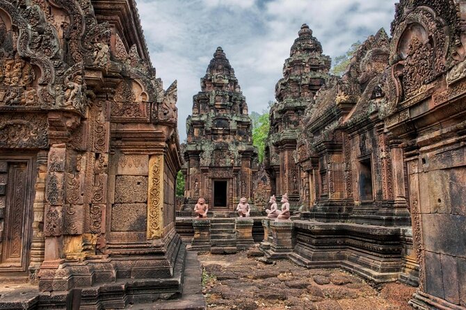 Banteay Srei and Grand Circuit Heritage Tour from Siem Reap - Five details that shape the day
