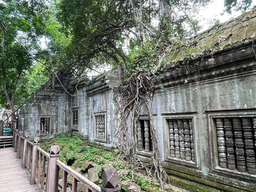 Banteay Srei, Kulen Waterfall & Beng Mealea Small-Group Tour - A full day beyond the main Angkor circuit