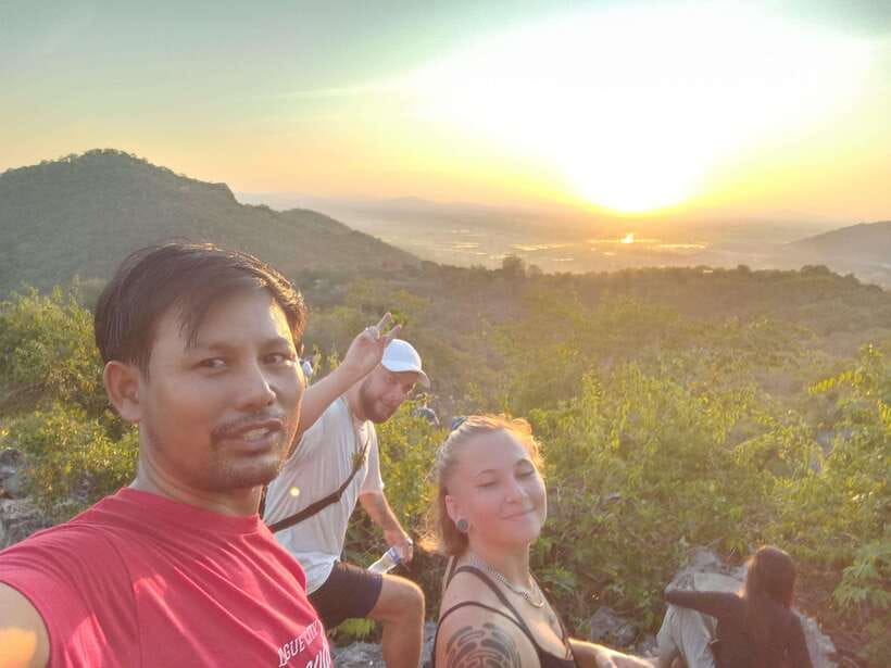 Battambang: Bamboo Train, Bat Cave, Killing Cave by Tuk Tuk - Crossing the suspension bridge and visiting Kampong Pil Pagoda