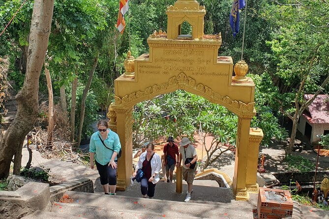 Battambang City and Country side Full day Tour - Prasat Ek Phnom, an early temple outside town