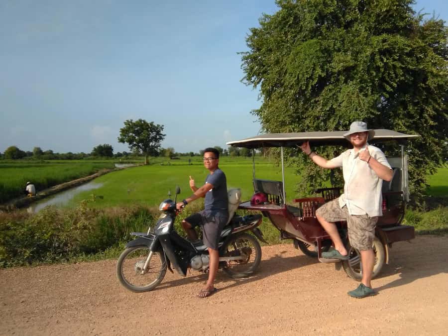 Battambang family tuktuk tour BambooTrain/Wat Banan/Bat cave - Farms, fruit, and the Sanker River