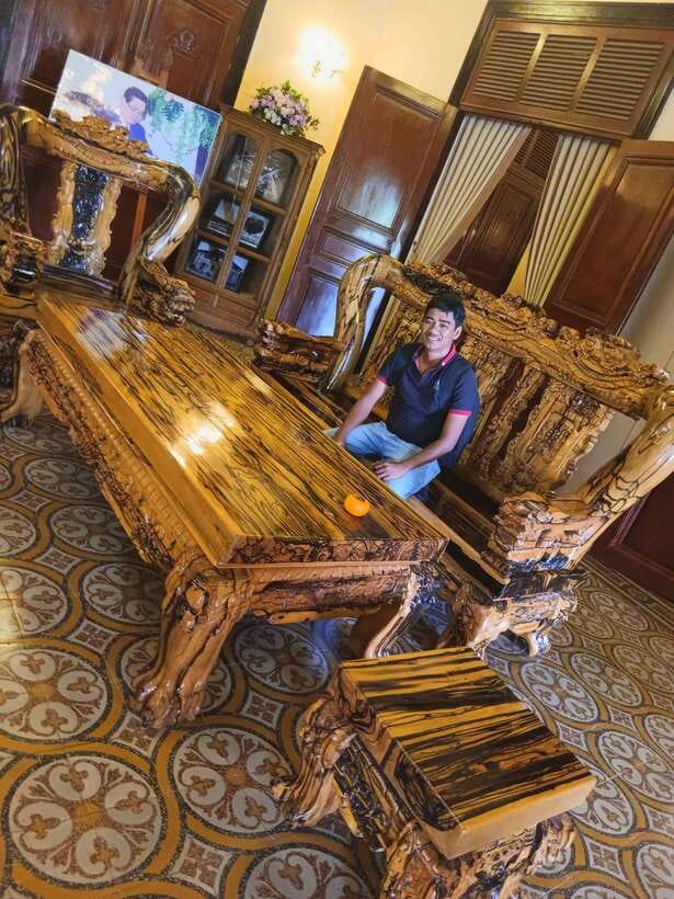 Battambang Private Full-Day Tour - Samrong Knong and the hard history of Battambang
