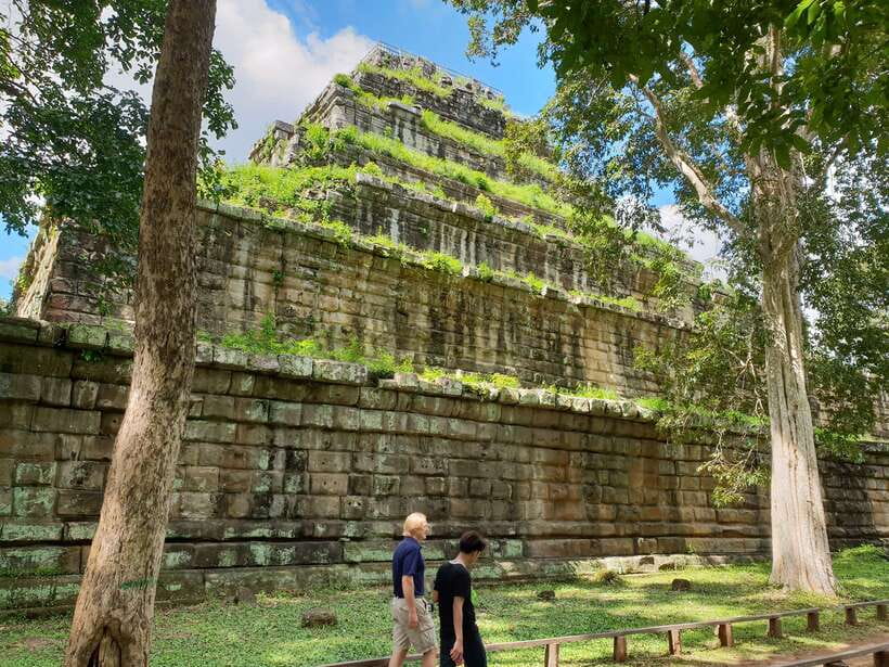 Beng Mealea, Koh Ker & Floating village Day Tour - Who should book this outing?
