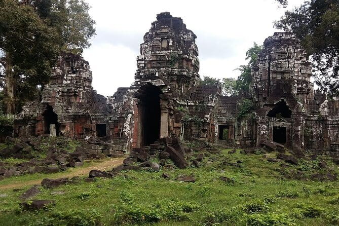 Best Driver Taxi From Siem Reap To Phnom Penh - English Speaking - The drive itself: five to six hours in a private vehicle