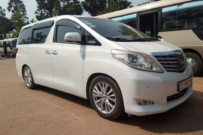 Best Private taxi Phnom Penh to Siem Reap - English Speaking - The Ancient Bridge and the value of a roadside stop