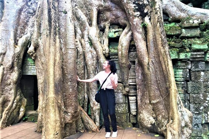 Best Temples Day Tour in Siem Reap with Sunset - Lunch at Srah Srang is simple and self-funded