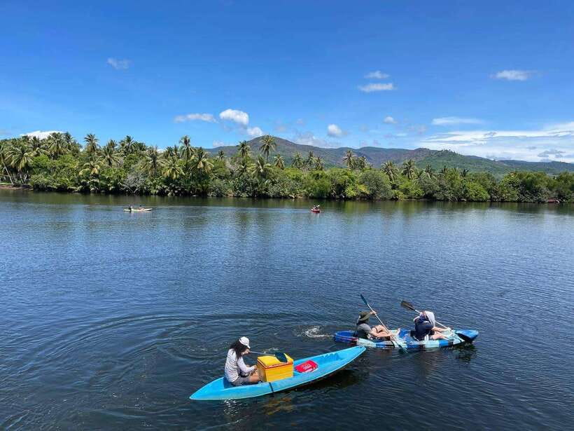 Bokor mountain, Pepper plantation and Man-made lake - Brateak Krola and the cost of the lake