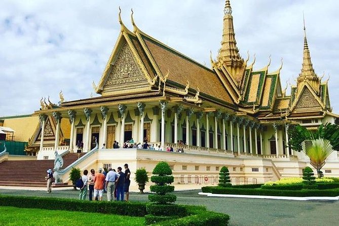 Cambodia 7 Days Private Tour from Angkor Temples to Coastline - Kampong Phluk and the road to Phnom Penh