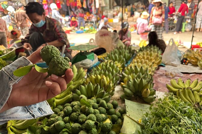Cambodia Food Tour - Phsar Chas, a market made for local life
