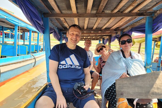 Cambodia Taxi Service - Skun’s insect market and Cambodia’s everyday food culture