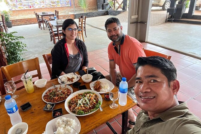 Cambodia Tours Siem Reap Phnom Penh Private Ride By Cars - Skun and the fried-spider stop