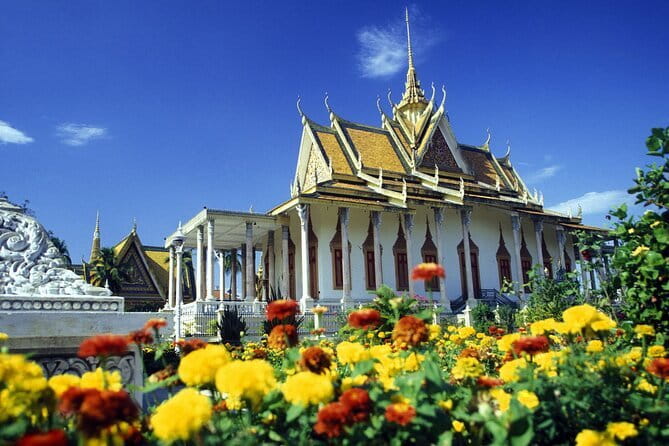 Chiso temple, Neang khmao, and Taprum temple historical site Tour - The guide can shape the whole experience