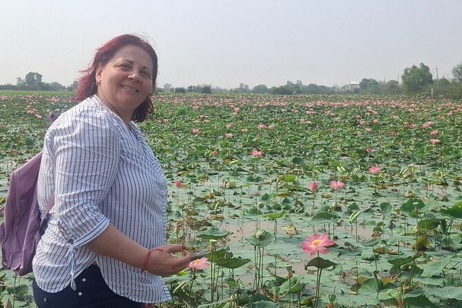 Comfortable Private Transfer Phnom Penh To Siem Reap - What the driver service is like