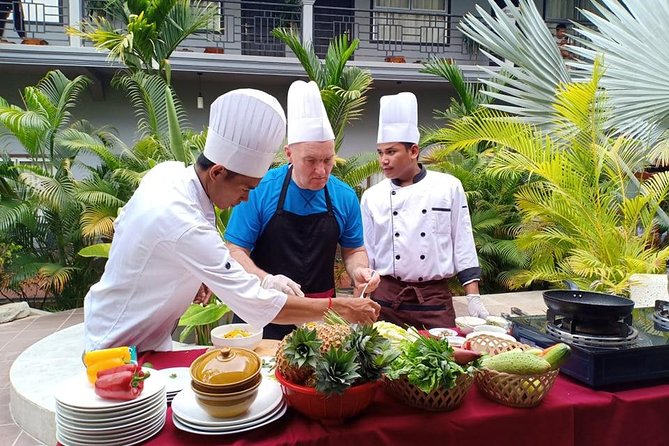 Cooking Class By Reveal Angkor Hotel Siem Reap - Eating your own Khmer meal in the garden