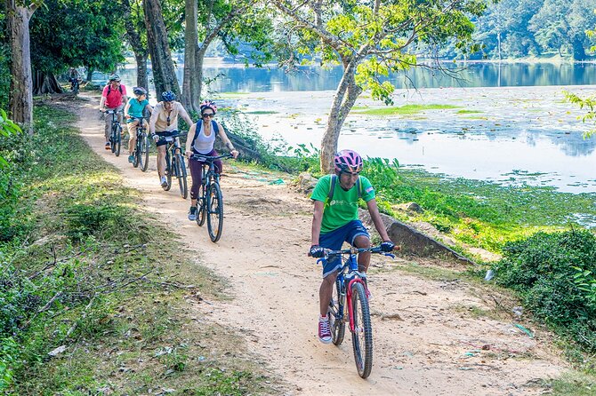 Cycle the Angkor Backroads with lunch / E-Bike or Tuk Tuk - Why seeing Angkor by bicycle changes the day
