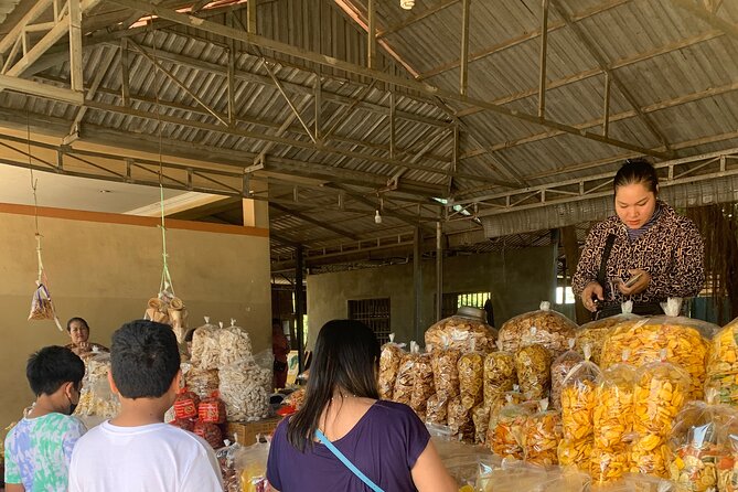 Day Tour In Phnom Penh With Bophany - Central Market ends the day with a practical look at Phnom Penh