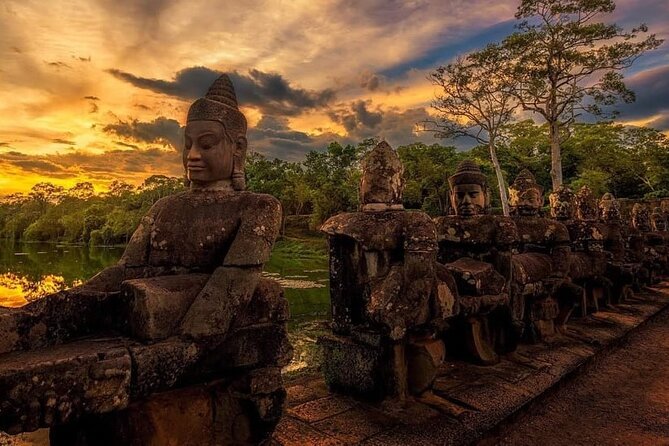Day trip Phnom Penh to Siem Reap & Return back - The early Phnom Penh departure